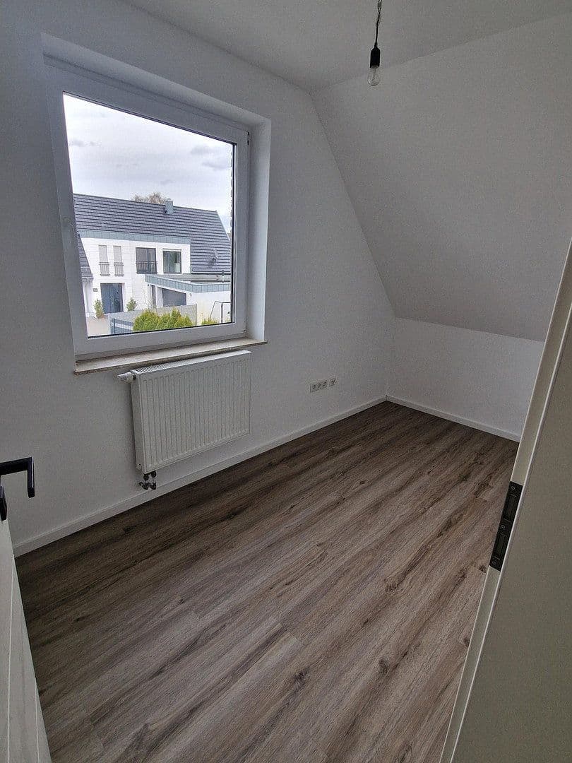 Prenájom bytu 2-izbový 99 m², Römerstraße 28 d, Bielefeld, Severné Porýnie - Westfálsko Prenájom bytu 2-izbový 99 m², Römerstraße 28 d, Bielefeld, Severné Porýnie - Westfálsko