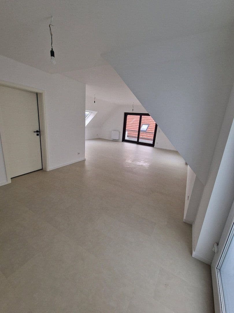 Prenájom bytu 2-izbový 99 m², Römerstraße 28 d, Bielefeld, Severné Porýnie - Westfálsko Prenájom bytu 2-izbový 99 m², Römerstraße 28 d, Bielefeld, Severné Porýnie - Westfálsko
