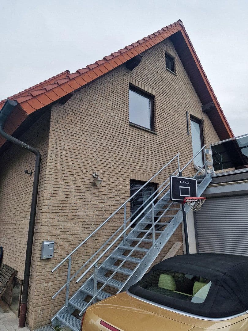 Prenájom bytu 2-izbový 99 m², Römerstraße 28 d, Bielefeld, Severné Porýnie - Westfálsko Prenájom bytu 2-izbový 99 m², Römerstraße 28 d, Bielefeld, Severné Porýnie - Westfálsko