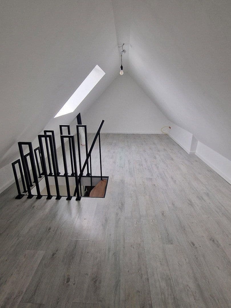 Prenájom bytu 2-izbový 99 m², Römerstraße 28 d, Bielefeld, Severné Porýnie - Westfálsko Prenájom bytu 2-izbový 99 m², Römerstraße 28 d, Bielefeld, Severné Porýnie - Westfálsko