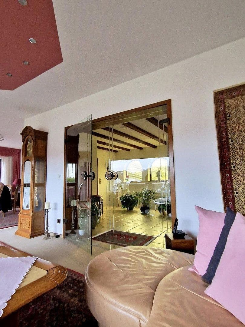Predaj domu 283 m², pozemek 875 m², Mengerskirchen, Hesensko Predaj domu 283 m², pozemek 875 m², Mengerskirchen, Hesensko