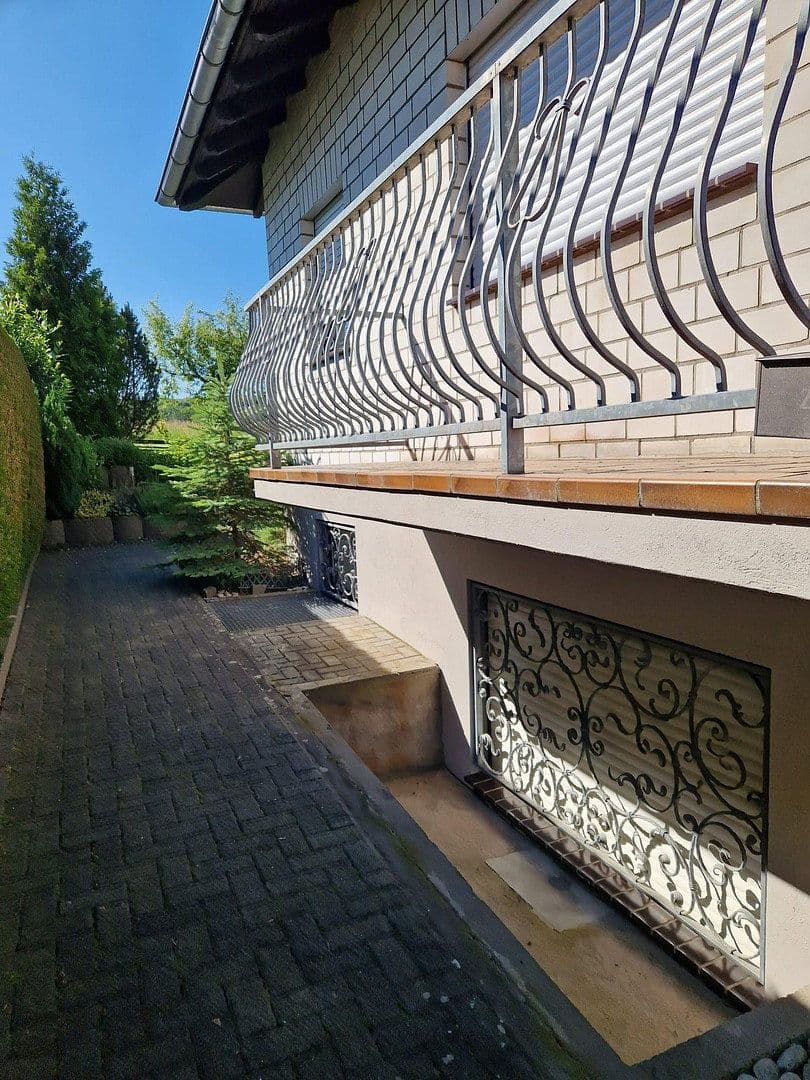 Predaj domu 283 m², pozemek 875 m², Mengerskirchen, Hesensko Predaj domu 283 m², pozemek 875 m², Mengerskirchen, Hesensko