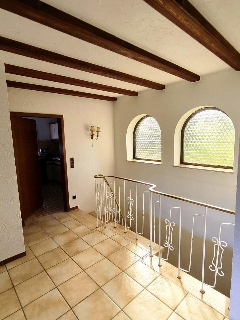 Predaj domu 283 m², pozemek 875 m², Mengerskirchen, Hesensko Predaj domu 283 m², pozemek 875 m², Mengerskirchen, Hesensko