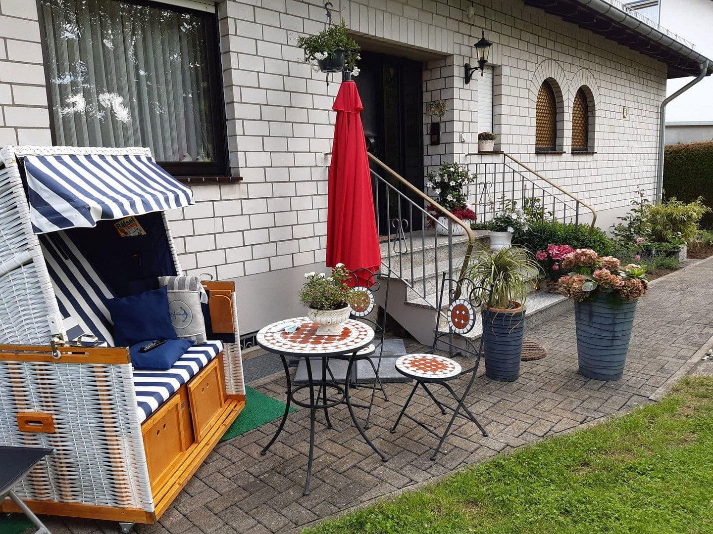 Predaj domu 283 m², pozemek 875 m², Mengerskirchen, Hesensko Predaj domu 283 m², pozemek 875 m², Mengerskirchen, Hesensko