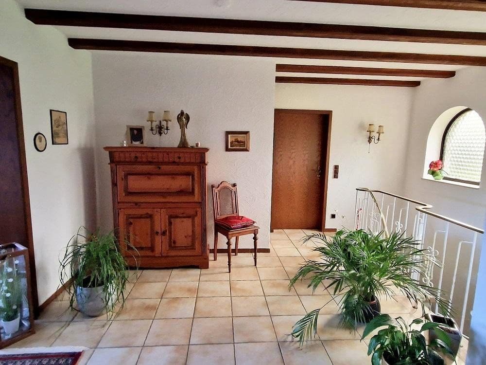 Predaj domu 283 m², pozemek 875 m², Mengerskirchen, Hesensko Predaj domu 283 m², pozemek 875 m², Mengerskirchen, Hesensko