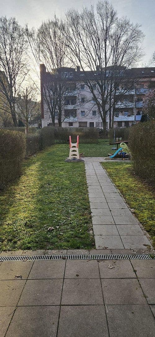 Prenájom bytu 3-izbový 100 m², Carl-Schurz-Str. 16, Bad Kreuznach, Porýnie-Falcko Prenájom bytu 3-izbový 100 m², Carl-Schurz-Str. 16, Bad Kreuznach, Porýnie-Falcko