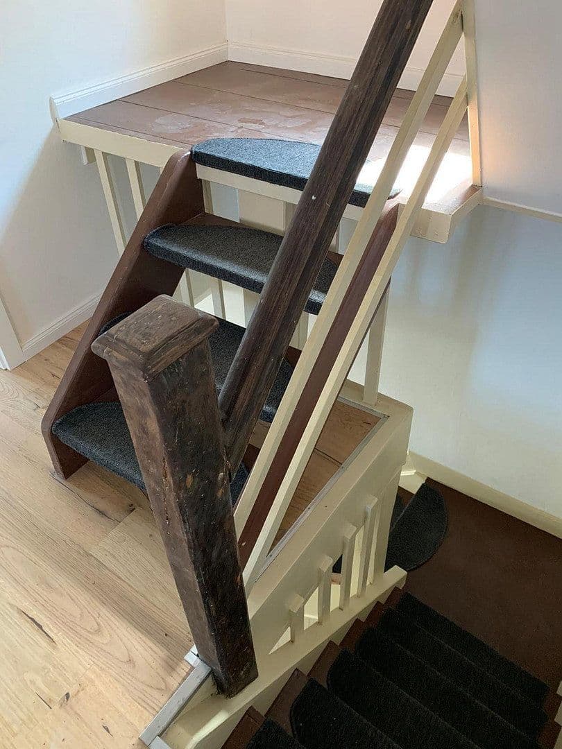 Predaj domu 130 m², pozemek 190 m², Cullmannsfahrt 4, Grünberg, Hesensko Predaj domu 130 m², pozemek 190 m², Cullmannsfahrt 4, Grünberg, Hesensko