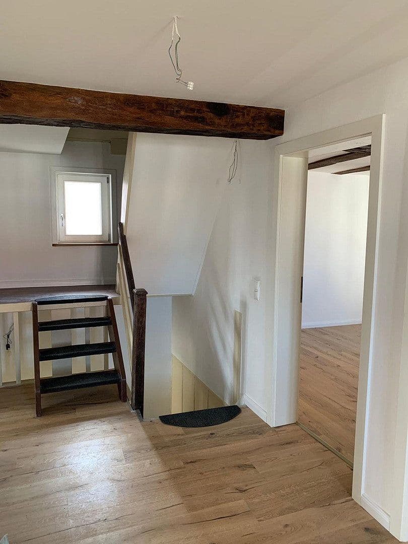 Predaj domu 130 m², pozemek 190 m², Cullmannsfahrt 4, Grünberg, Hesensko Predaj domu 130 m², pozemek 190 m², Cullmannsfahrt 4, Grünberg, Hesensko