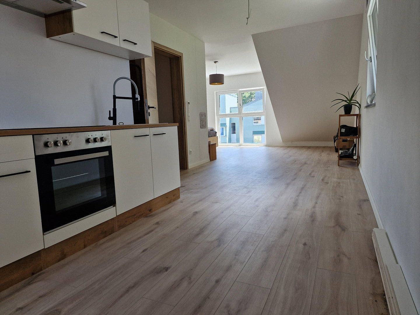 Predaj domu 173 m², pozemek 350 m², Lappersdorf, Bavorsko Predaj domu 173 m², pozemek 350 m², Lappersdorf, Bavorsko