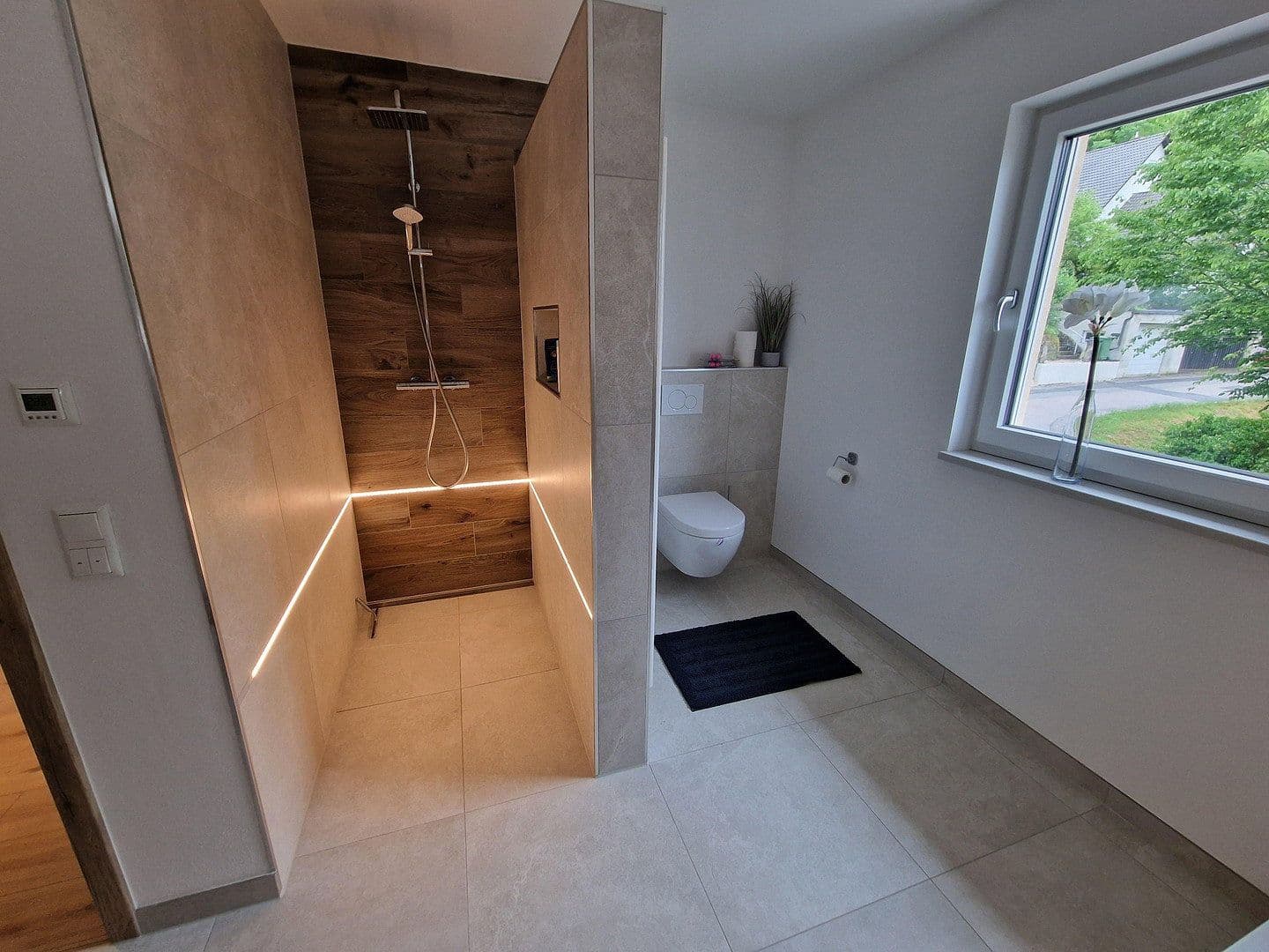 Predaj domu 173 m², pozemek 350 m², Lappersdorf, Bavorsko Predaj domu 173 m², pozemek 350 m², Lappersdorf, Bavorsko