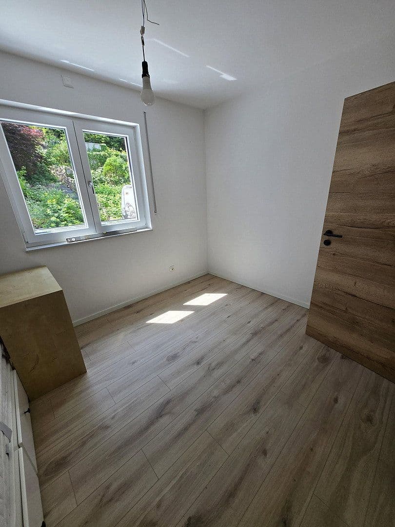 Predaj domu 173 m², pozemek 350 m², Lappersdorf, Bavorsko Predaj domu 173 m², pozemek 350 m², Lappersdorf, Bavorsko