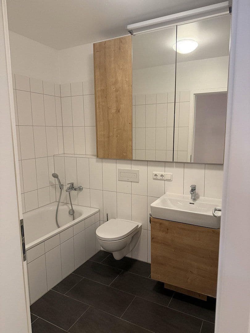 Predaj bytu 3-izbový 90 m², München, Bavorsko Predaj bytu 3-izbový 90 m², München, Bavorsko