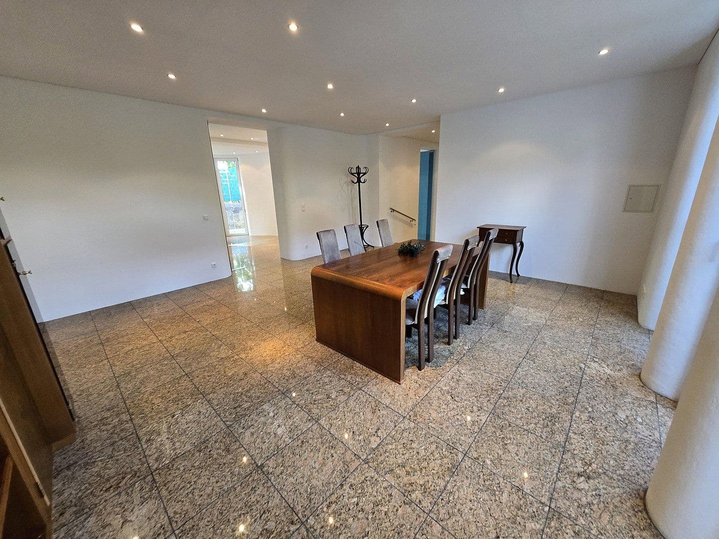 Predaj domu 120 m², pozemek 535 m², Pentling, Bavorsko Predaj domu 120 m², pozemek 535 m², Pentling, Bavorsko