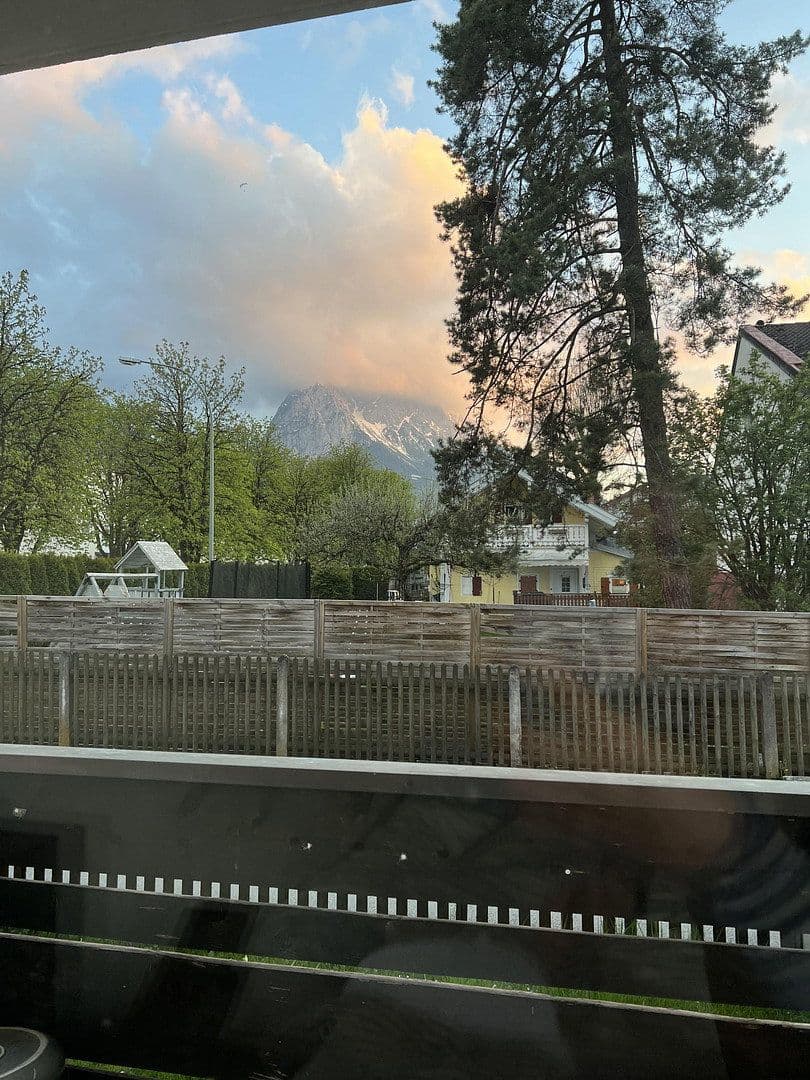 Predaj bytu 3-izbový 45 m², Zugspitzstraße 136A, Garmisch-Partenkirchen, Bavorsko Predaj bytu 3-izbový 45 m², Zugspitzstraße 136A, Garmisch-Partenkirchen, Bavorsko