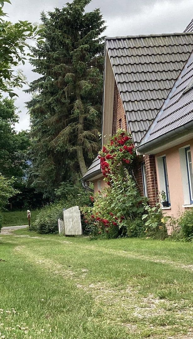 Predaj domu 460 m², pozemek 43.000 m², Wangels, Šlezvicko-Holštajnsko Predaj domu 460 m², pozemek 43.000 m², Wangels, Šlezvicko-Holštajnsko