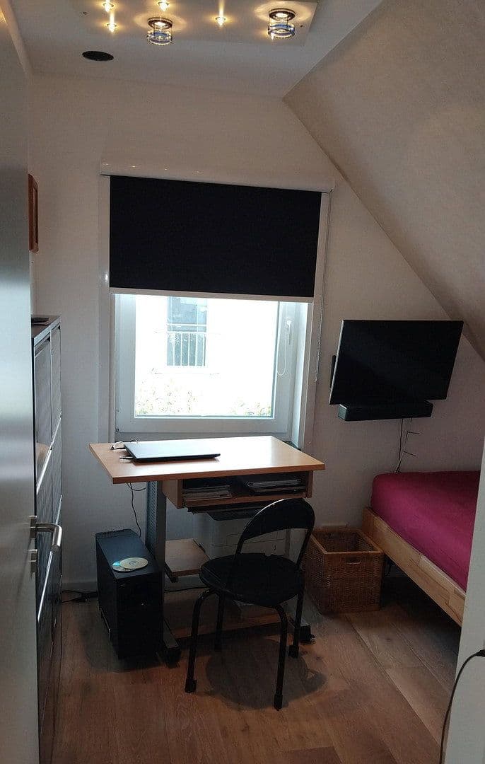 Predaj domu 63 m², pozemek 236 m², Ronnenberg, Dolné Sasko Predaj domu 63 m², pozemek 236 m², Ronnenberg, Dolné Sasko