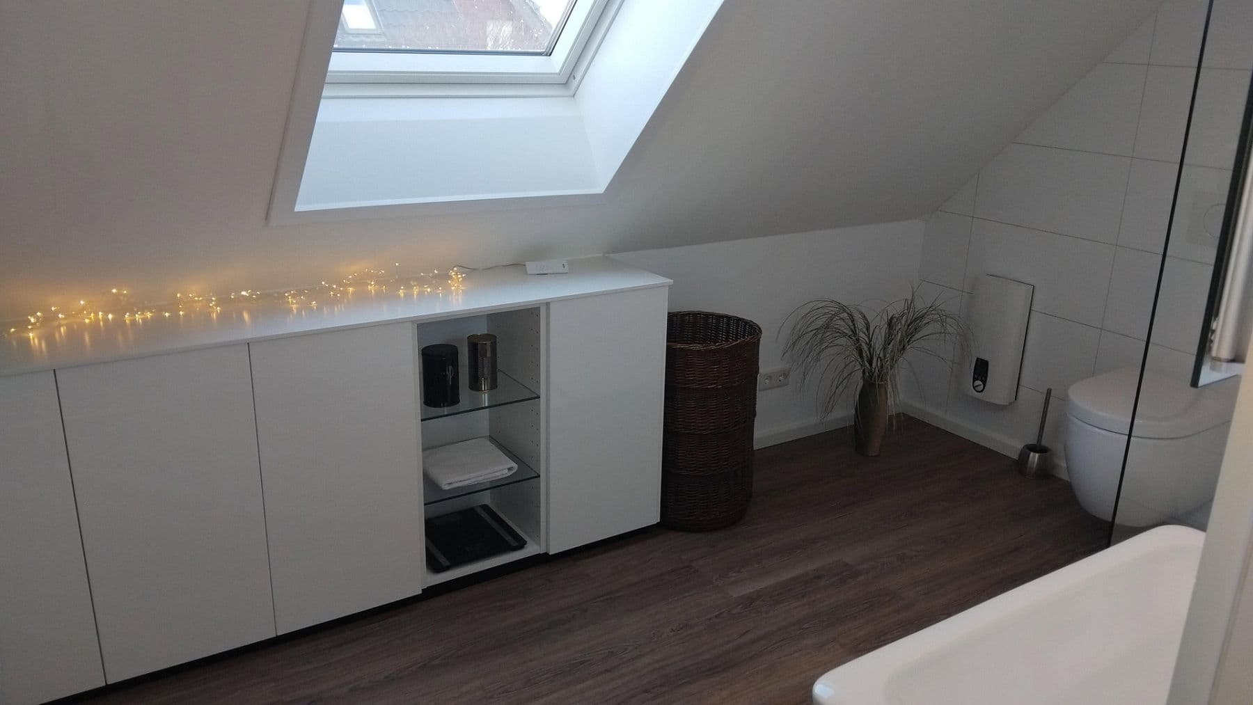 Predaj domu 63 m², pozemek 236 m², Ronnenberg, Dolné Sasko Predaj domu 63 m², pozemek 236 m², Ronnenberg, Dolné Sasko