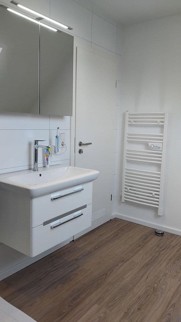 Predaj domu 63 m², pozemek 236 m², Ronnenberg, Dolné Sasko Predaj domu 63 m², pozemek 236 m², Ronnenberg, Dolné Sasko