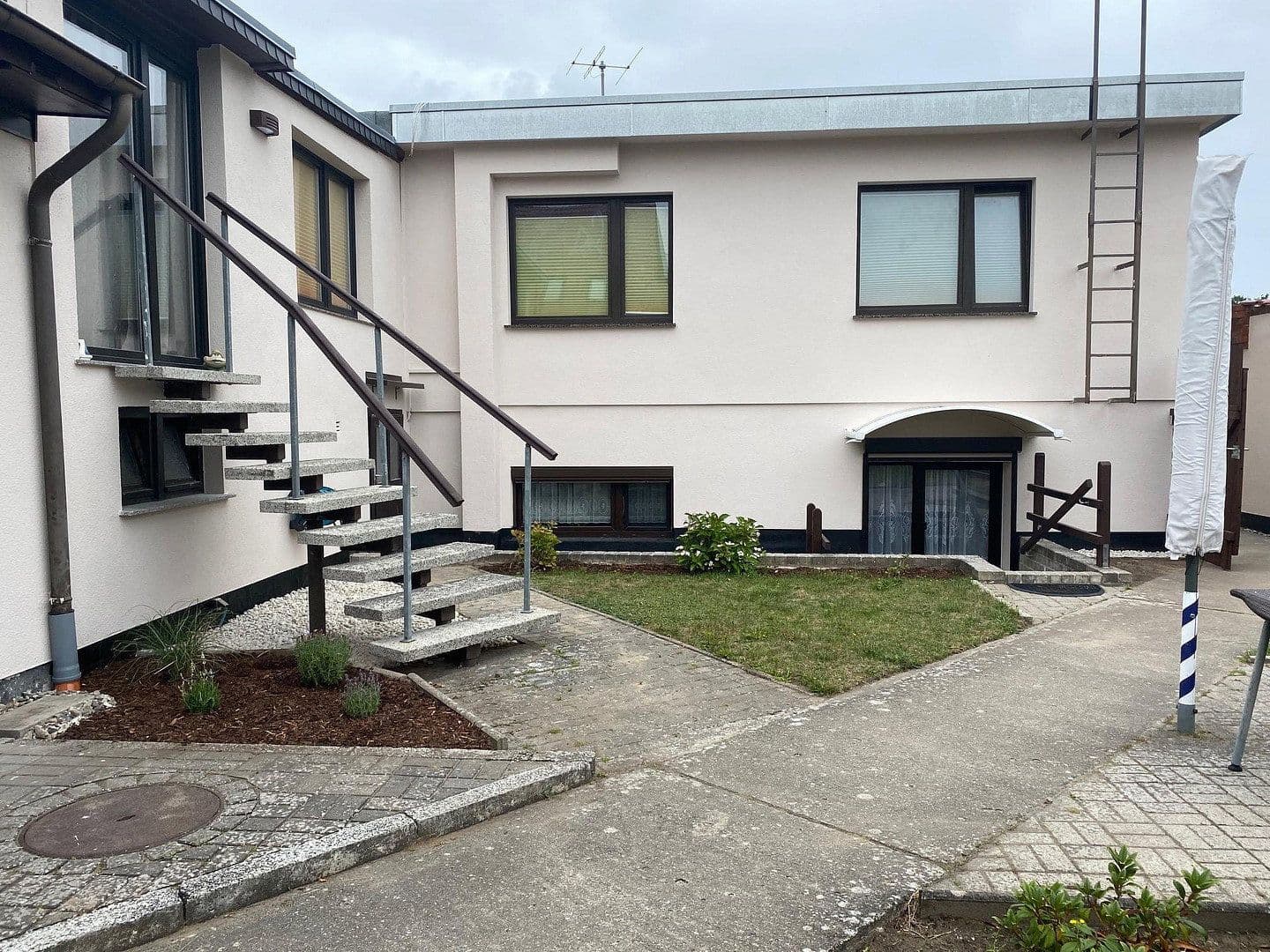 Predaj domu 315 m², pozemek 1.247 m², Graal-Müritz, Meklenbursko-Predpomoransko Predaj domu 315 m², pozemek 1.247 m², Graal-Müritz, Meklenbursko-Predpomoransko