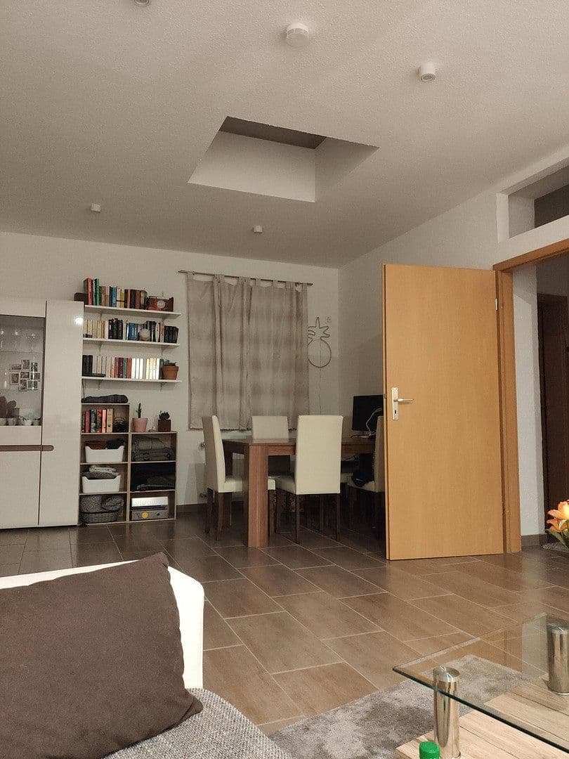 Prenájom bytu 2-izbový 60 m², Nikolausstraße 5, Fulda, Hesensko Prenájom bytu 2-izbový 60 m², Nikolausstraße 5, Fulda, Hesensko