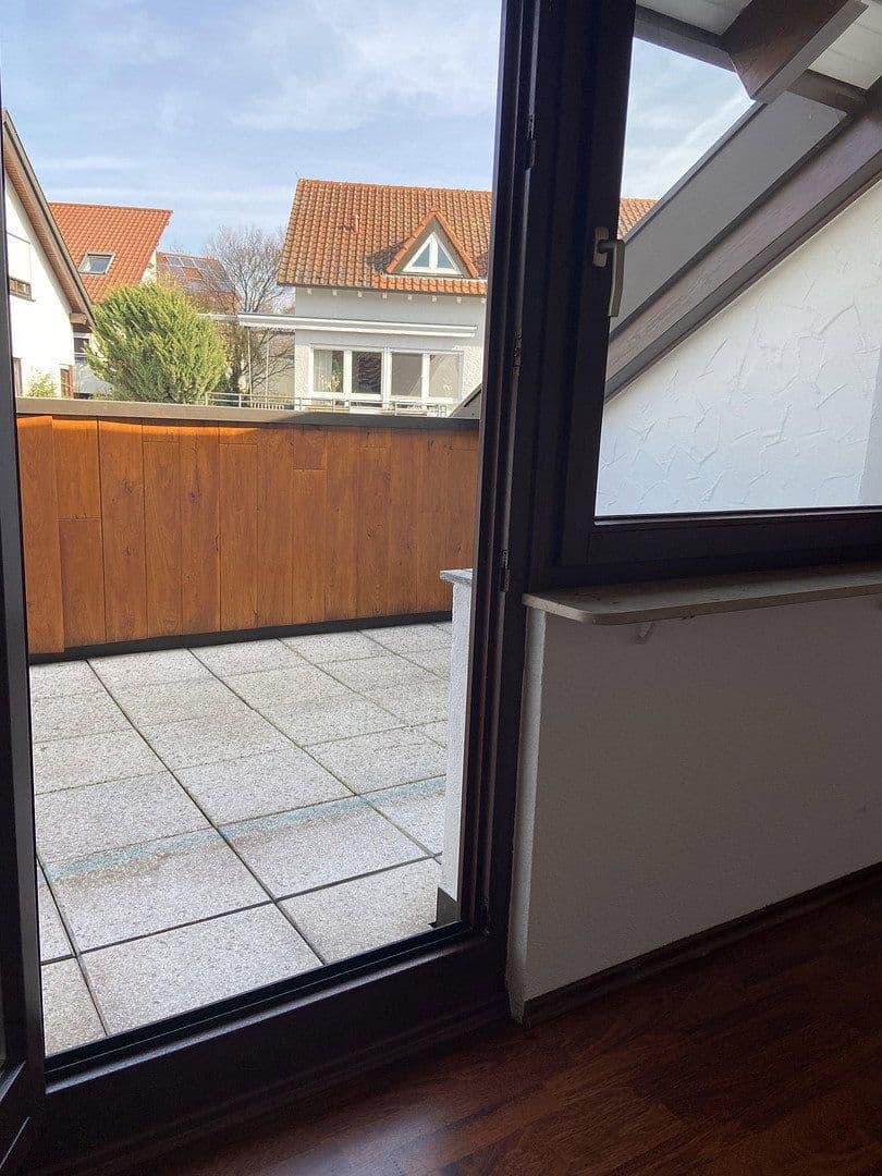 Prenájom bytu 3-izbový 106 m², Winnenden, Bádensko-Wurttembersko Prenájom bytu 3-izbový 106 m², Winnenden, Bádensko-Wurttembersko