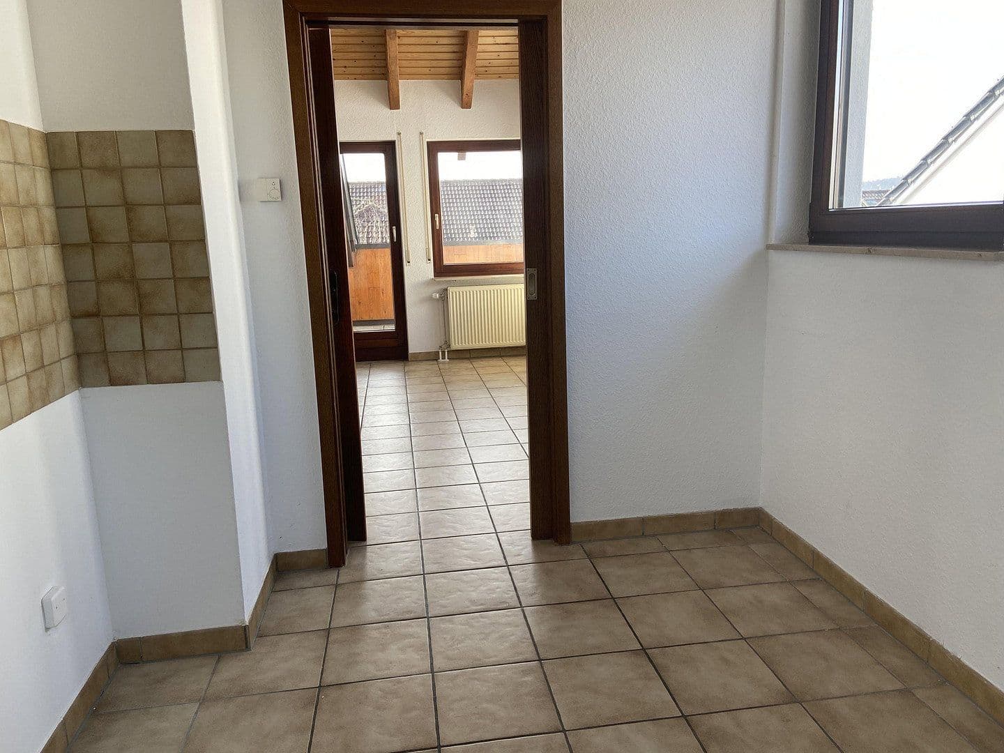 Prenájom bytu 3-izbový 106 m², Winnenden, Bádensko-Wurttembersko Prenájom bytu 3-izbový 106 m², Winnenden, Bádensko-Wurttembersko