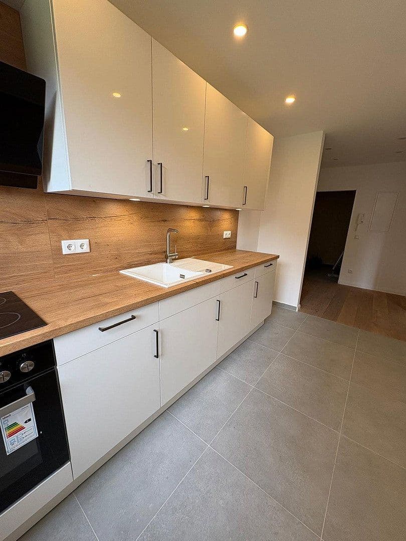 Prenájom bytu 2-izbový 60 m², Hinrichsring, Hannover, Dolné Sasko Prenájom bytu 2-izbový 60 m², Hinrichsring, Hannover, Dolné Sasko