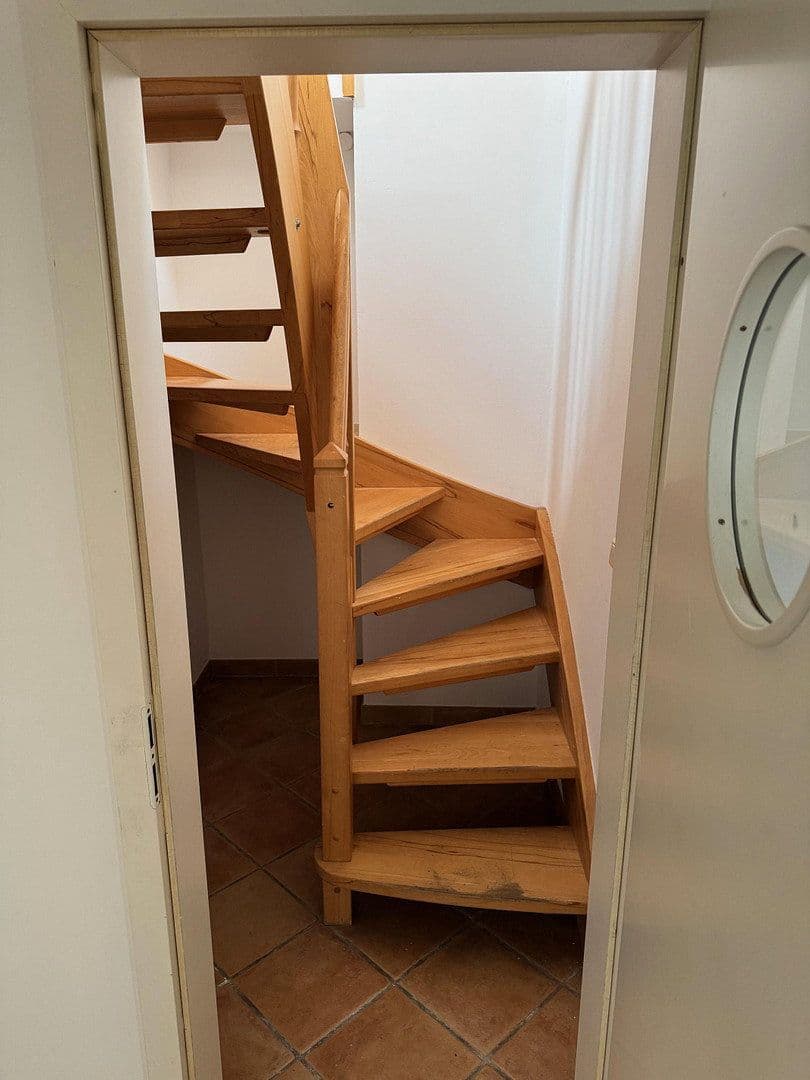 Prenájom bytu 3-izbový 85 m², Elbgaustr 79B, Hamburg, Hamburg Prenájom bytu 3-izbový 85 m², Elbgaustr 79B, Hamburg, Hamburg