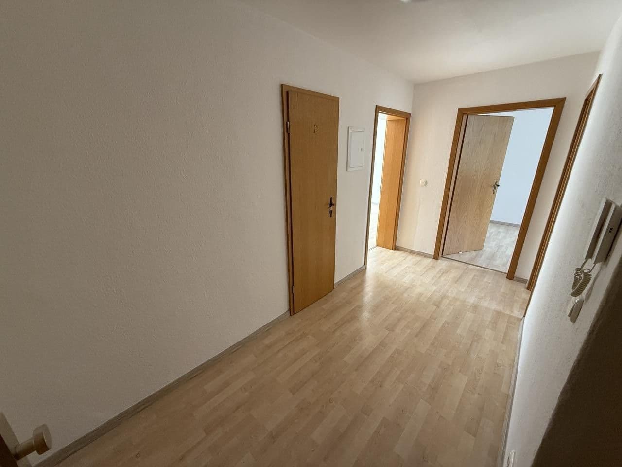 Prenájom bytu 3-izbový 65 m², Haselbrunner Str. 73, Plavno, Sasko Prenájom bytu 3-izbový 65 m², Haselbrunner Str. 73, Plavno, Sasko