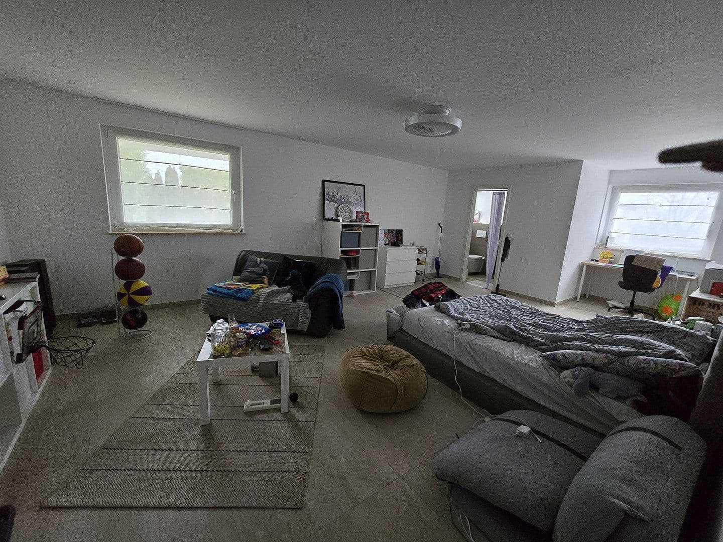 Predaj domu 300 m², pozemek 1.770 m², Pirmasens, Porýnie-Falcko Predaj domu 300 m², pozemek 1.770 m², Pirmasens, Porýnie-Falcko