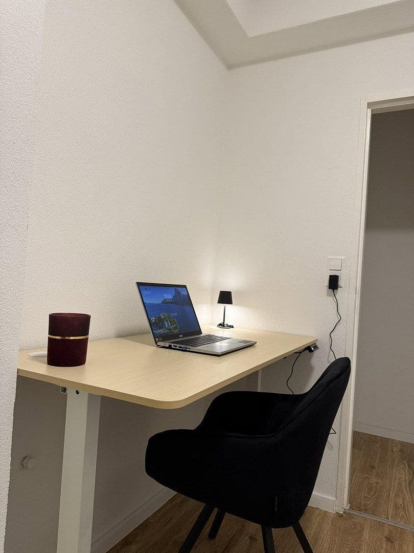 Prenájom bytu 9 m², Frankfurt, Hesensko Prenájom bytu 9 m², Frankfurt, Hesensko