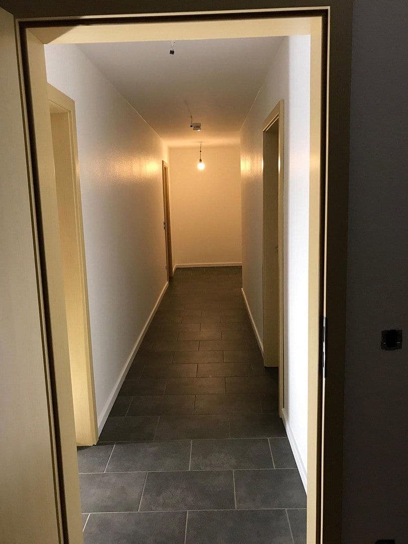 Prenájom bytu 2-izbový 80 m², Rödermark, Hesensko Prenájom bytu 2-izbový 80 m², Rödermark, Hesensko