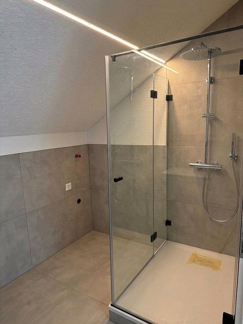 Prenájom bytu 3-izbový 93 m², Lauingen (Donau), Bavorsko Prenájom bytu 3-izbový 93 m², Lauingen (Donau), Bavorsko