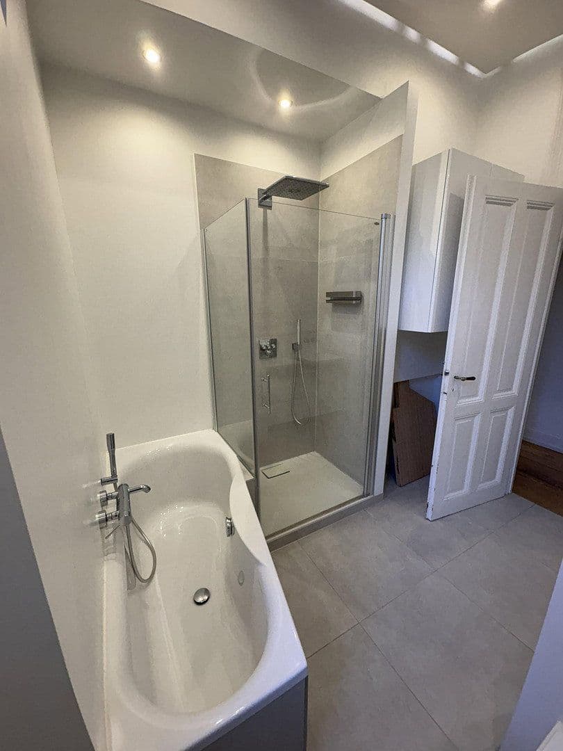 Predaj bytu 5-izbový 139 m², Seerobenstr 29, Wiesbaden, Hesensko Predaj bytu 5-izbový 139 m², Seerobenstr 29, Wiesbaden, Hesensko