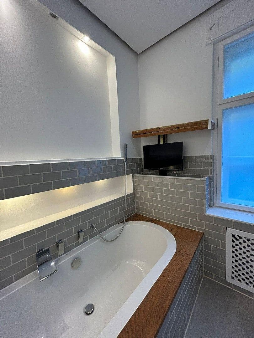 Predaj bytu 3-izbový 102 m², Bismarckstraße 42, Berlin, Berlín Predaj bytu 3-izbový 102 m², Bismarckstraße 42, Berlin, Berlín