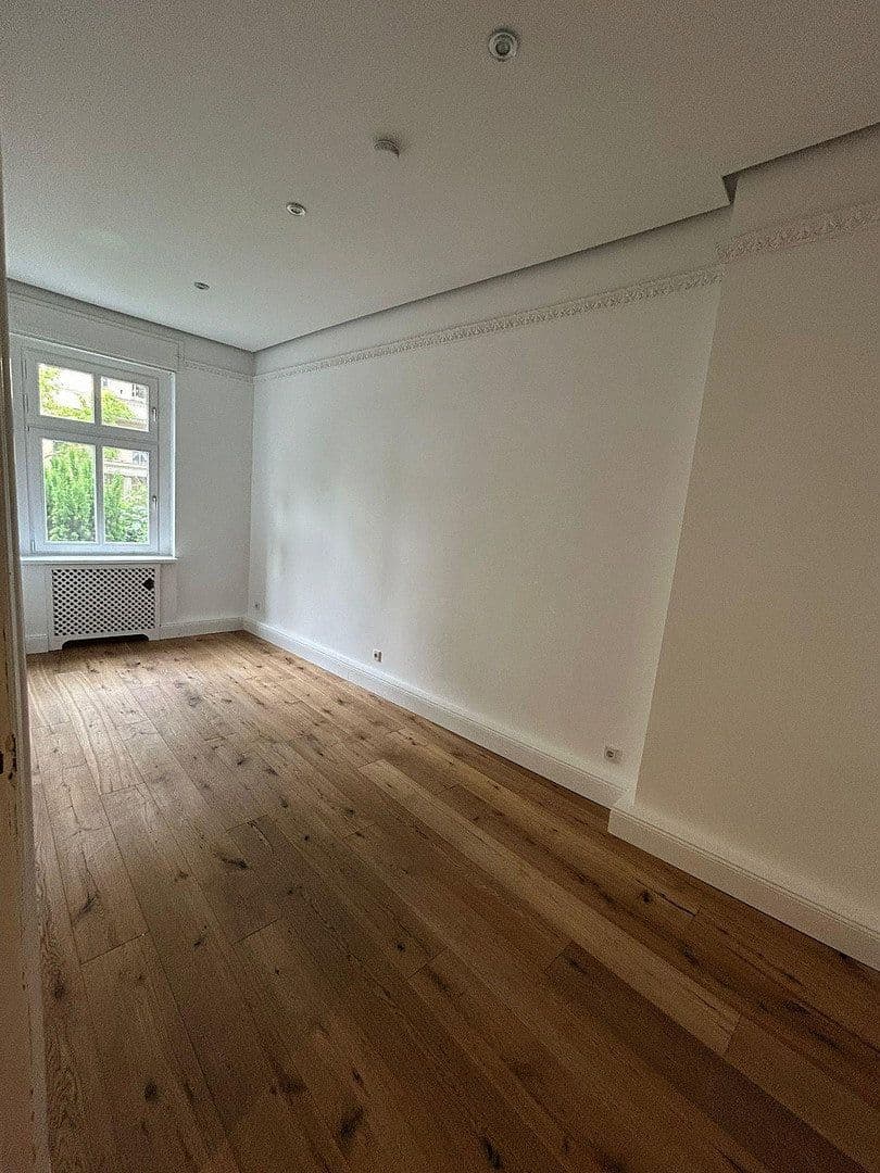 Predaj bytu 3-izbový 102 m², Bismarckstraße 42, Berlin, Berlín Predaj bytu 3-izbový 102 m², Bismarckstraße 42, Berlin, Berlín