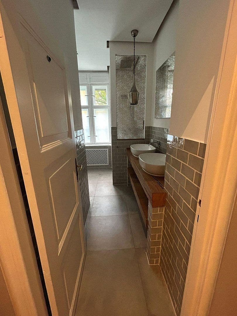 Predaj bytu 3-izbový 102 m², Bismarckstraße 42, Berlin, Berlín Predaj bytu 3-izbový 102 m², Bismarckstraße 42, Berlin, Berlín