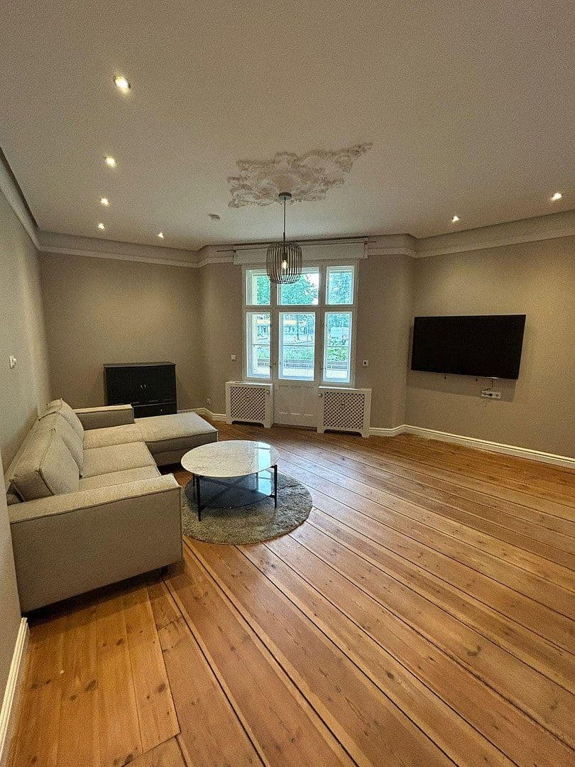 Predaj bytu 3-izbový 102 m², Bismarckstraße 42, Berlin, Berlín Predaj bytu 3-izbový 102 m², Bismarckstraße 42, Berlin, Berlín