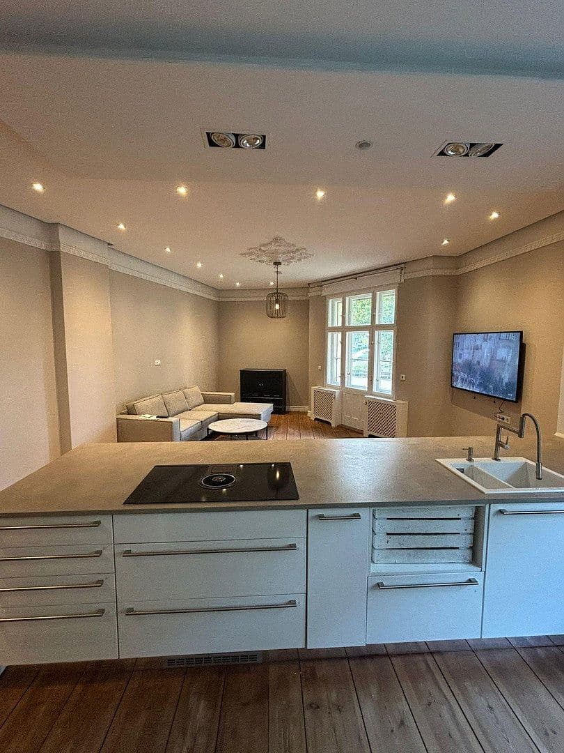 Predaj bytu 3-izbový 102 m², Bismarckstraße 42, Berlin, Berlín Predaj bytu 3-izbový 102 m², Bismarckstraße 42, Berlin, Berlín