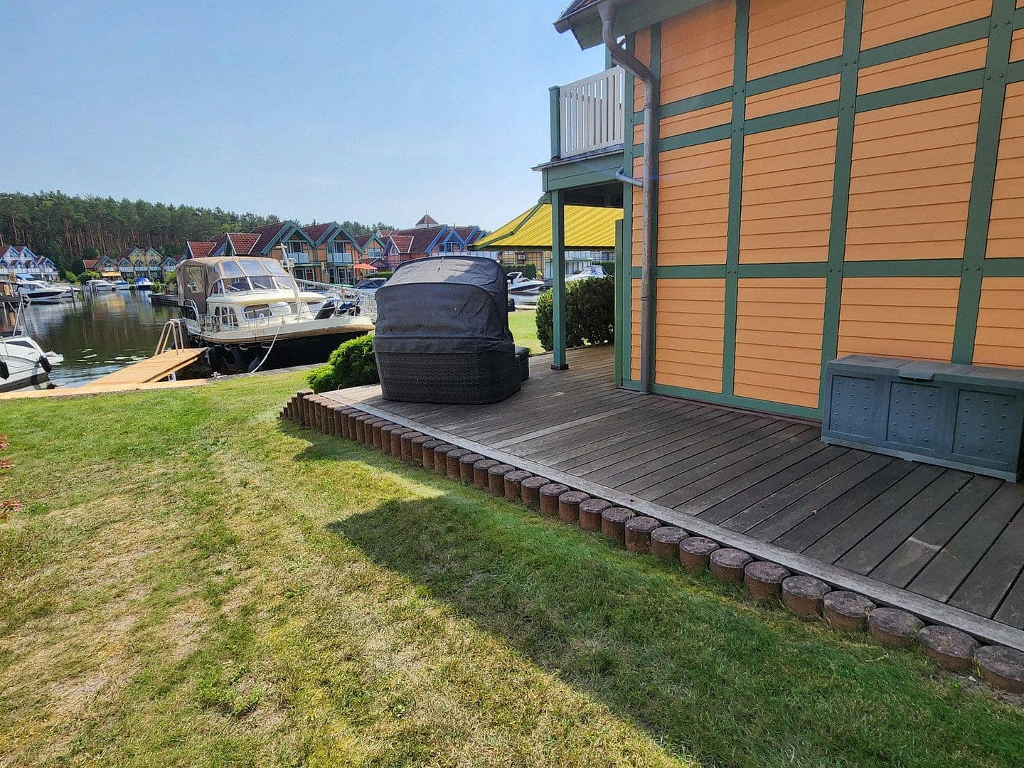 Predaj domu 83 m², pozemek 301 m², Rheinsberg, Brandenbursko Predaj domu 83 m², pozemek 301 m², Rheinsberg, Brandenbursko