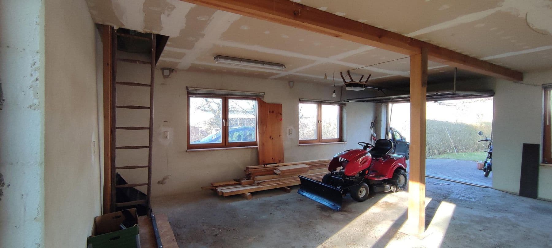 Predaj domu 120 m², pozemek 2.000 m², Zeulenroda-Triebes, Durínsko Predaj domu 120 m², pozemek 2.000 m², Zeulenroda-Triebes, Durínsko