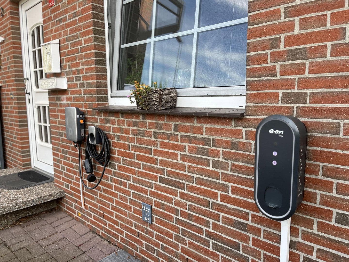 Predaj domu 130 m², pozemek 331 m², Lehrte, Dolné Sasko Predaj domu 130 m², pozemek 331 m², Lehrte, Dolné Sasko