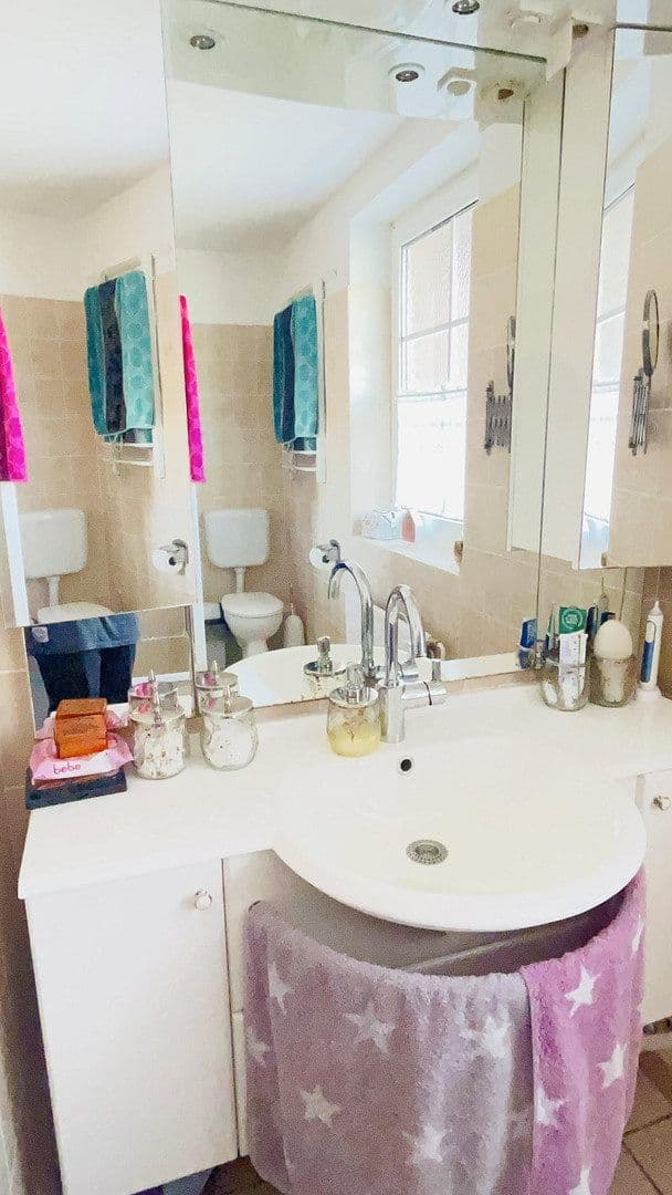 Predaj domu 130 m², pozemek 331 m², Lehrte, Dolné Sasko Predaj domu 130 m², pozemek 331 m², Lehrte, Dolné Sasko