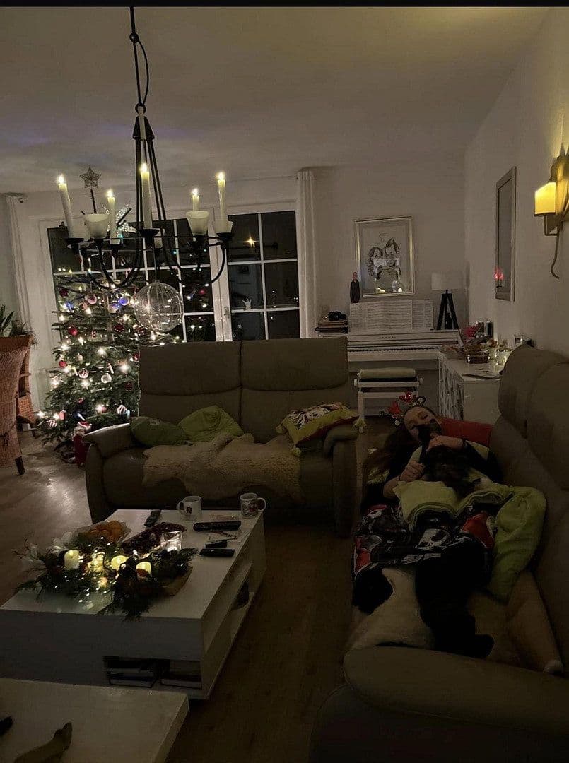 Predaj domu 130 m², pozemek 331 m², Lehrte, Dolné Sasko Predaj domu 130 m², pozemek 331 m², Lehrte, Dolné Sasko