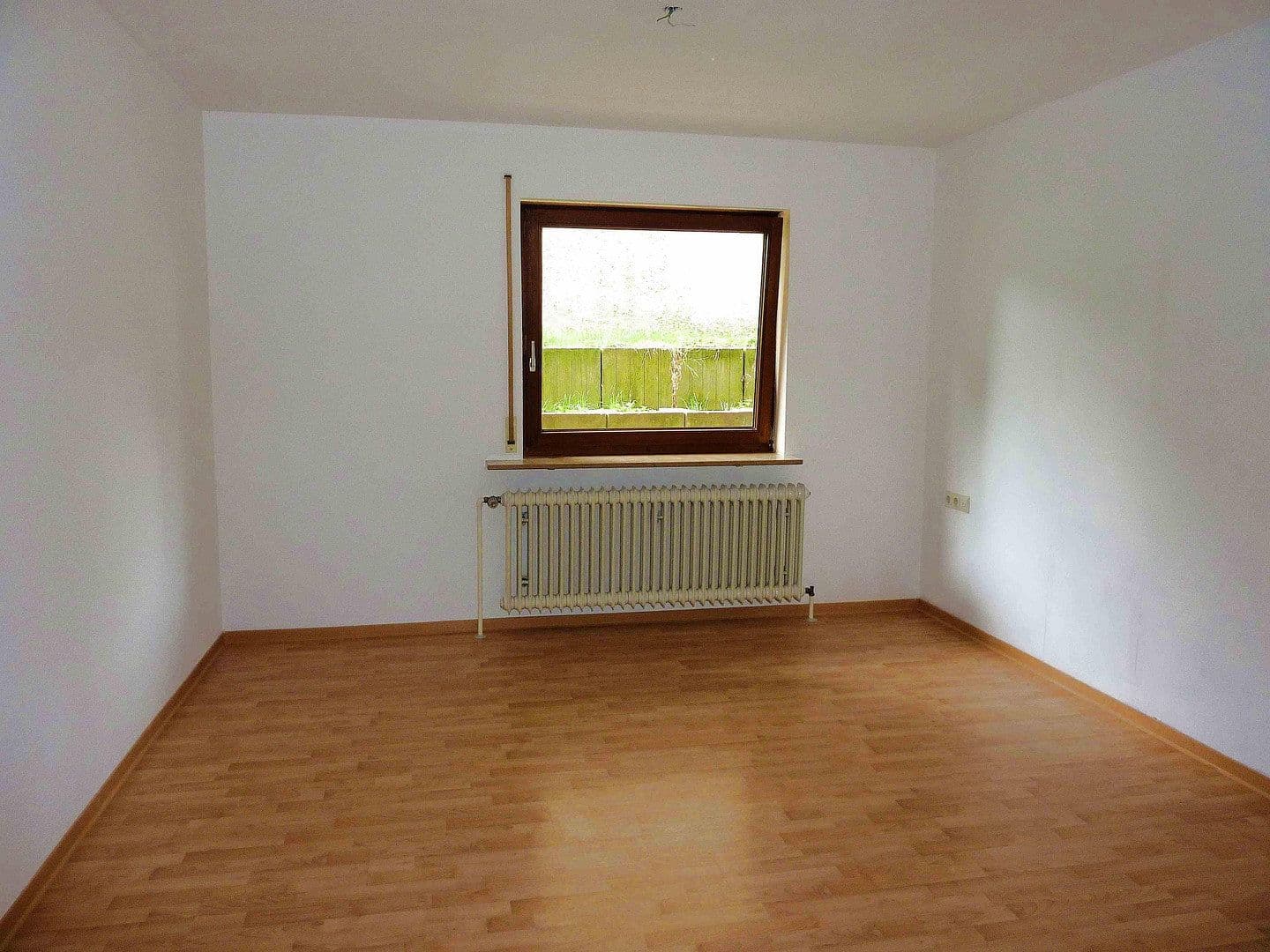 Prenájom bytu 2-izbový 64 m², Ludwigsburg, Bádensko-Wurttembersko Prenájom bytu 2-izbový 64 m², Ludwigsburg, Bádensko-Wurttembersko