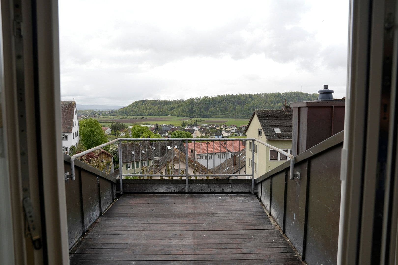 Prenájom bytu 3-izbový 115 m², Kaiserstrasse, Waldshut-Tiengen, Bádensko-Wurttembersko Prenájom bytu 3-izbový 115 m², Kaiserstrasse, Waldshut-Tiengen, Bádensko-Wurttembersko