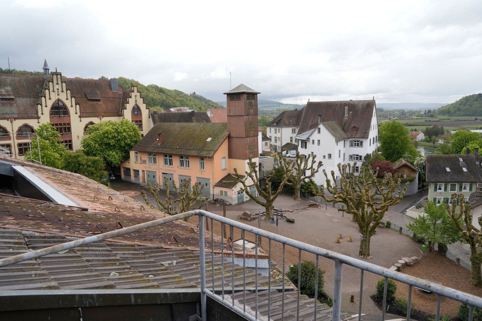 Prenájom bytu 3-izbový 115 m², Kaiserstrasse, Waldshut-Tiengen, Bádensko-Wurttembersko Prenájom bytu 3-izbový 115 m², Kaiserstrasse, Waldshut-Tiengen, Bádensko-Wurttembersko