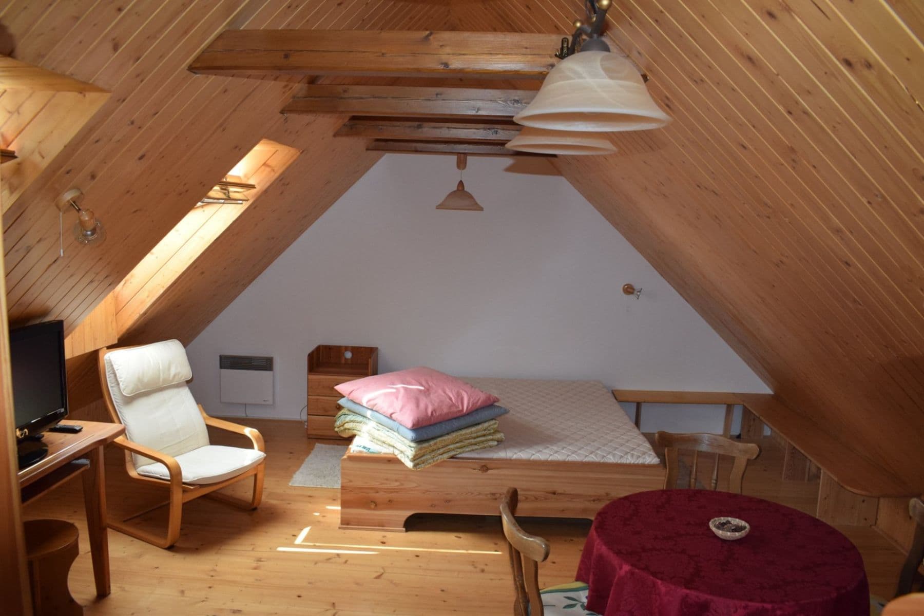 Predaj rekreačného objektu 110 m², pozemek 1.035 m², Křižánky, Kraj Vysočina Predaj rekreačného objektu 110 m², pozemek 1.035 m², Křižánky, Kraj Vysočina