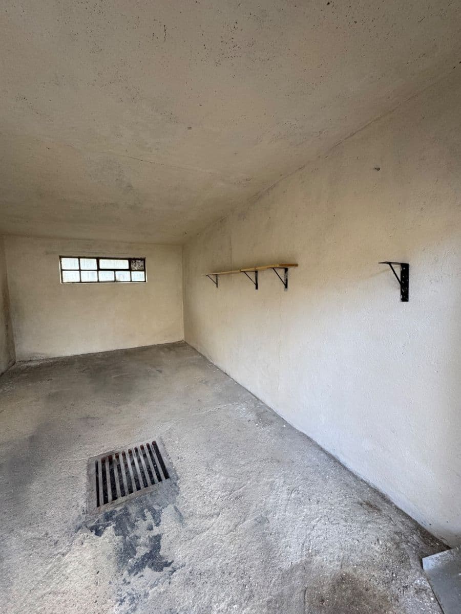 Prenájom garáže 19 m², Fr. Kloze, Kladno, Středočeský kraj Prenájom garáže 19 m², Fr. Kloze, Kladno, Středočeský kraj