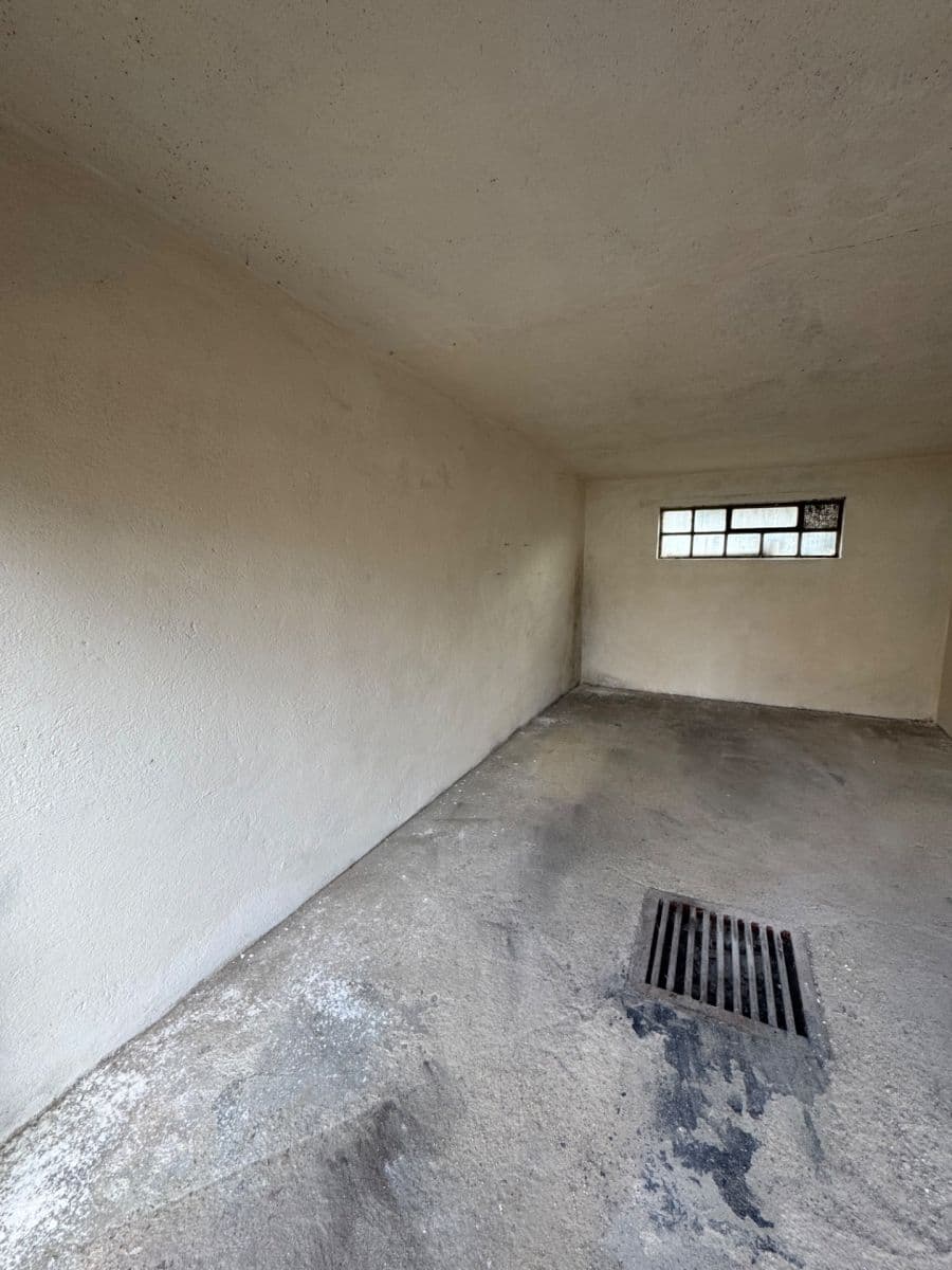 Prenájom garáže 19 m², Fr. Kloze, Kladno, Středočeský kraj Prenájom garáže 19 m², Fr. Kloze, Kladno, Středočeský kraj